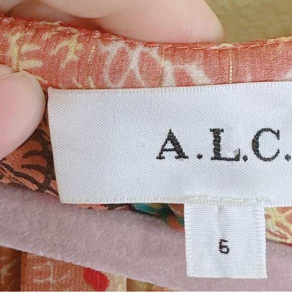 A.L.C. Red and Orange Silk Floral Mini Dress / Size 6 - Picture 7 of 8